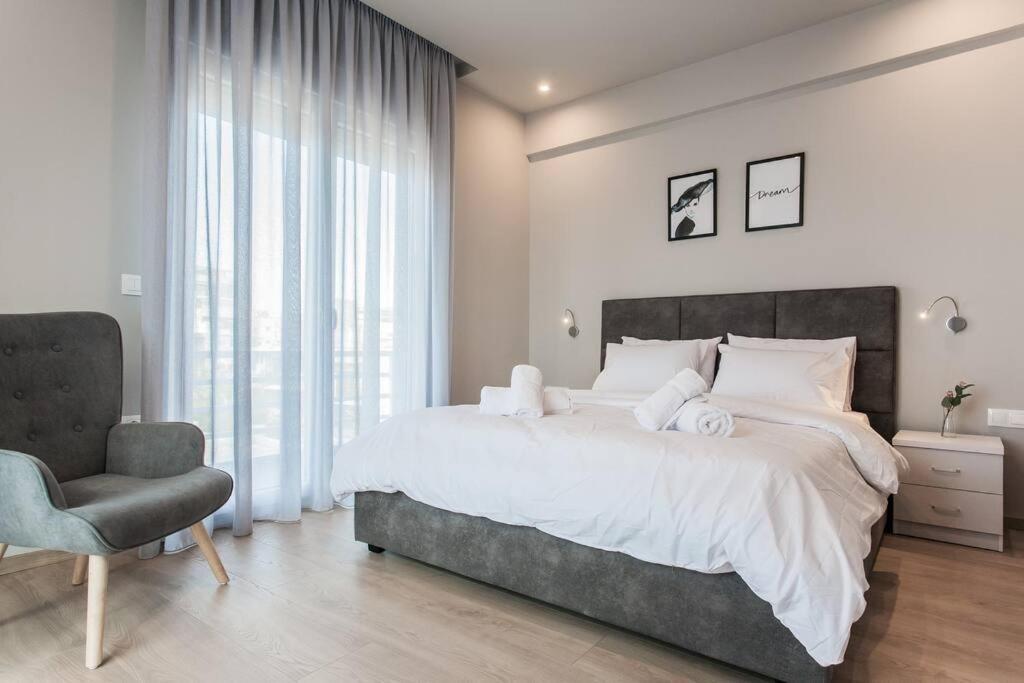 Apartment In Keramikos, Афины Экстерьер фото
